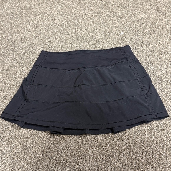 Lululemon Pace Rival Mid-Rise Skirt in Black - Picture 4 of 5